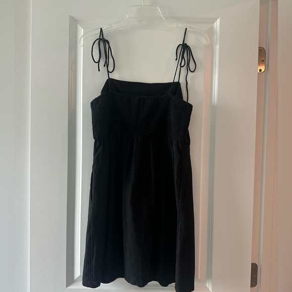 Old Navy Tie Strap Linen Blend Mini Dress - Picture 4 of 7